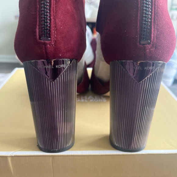 MICHAEL Michael Kors - Picture 7 of 7